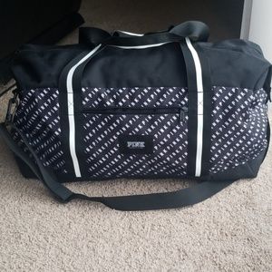 PINK duffel bag NWOT